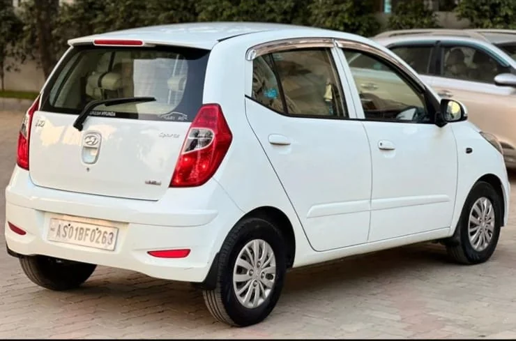 Hyundai i10 - Thumbnail 6